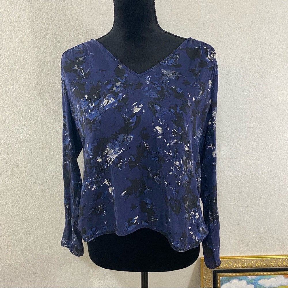 Parker Blue Women's‎ Silk Top, Cutout Back Detail, Size XS